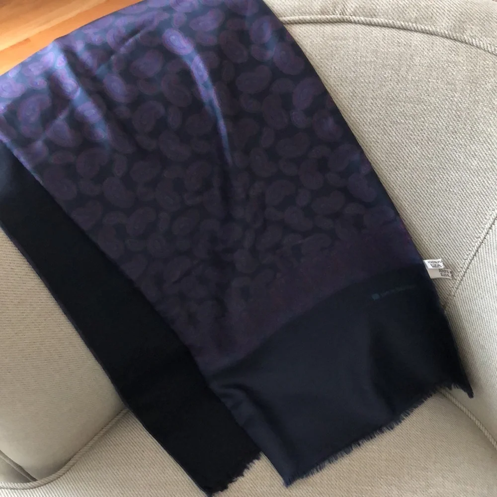Authentic Vintage Gorgeous Pierre Balmain silk/wool scarf made Italy